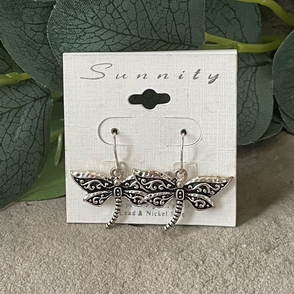 Sunnity dragonfly earrings